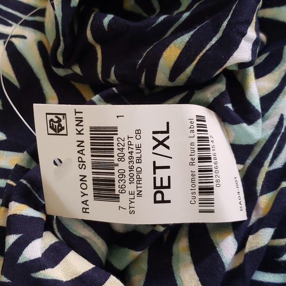 JM Collection Blouse - Picture 4 of 5